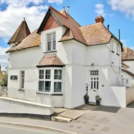 Cute 1 Bed Apartment 2 Mins From The Sea - Sleeps 4, Flat 8 The Gables, Church Street, Lyme Regis Exterior photo